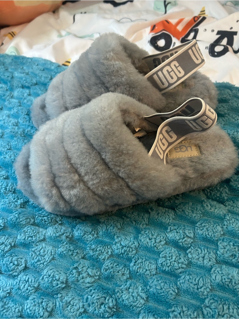 UGG Kids Plush Slide Slippers in Light Gray with Branded Strap
